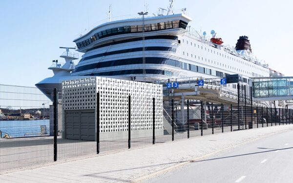 Energía en tierra para cruceros en Puerto de Estocolmo está programado para estar operativo en 2023