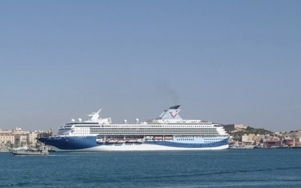 España: Autoridades de Cartagena destacan capacidad del puerto para recibir cruceros
