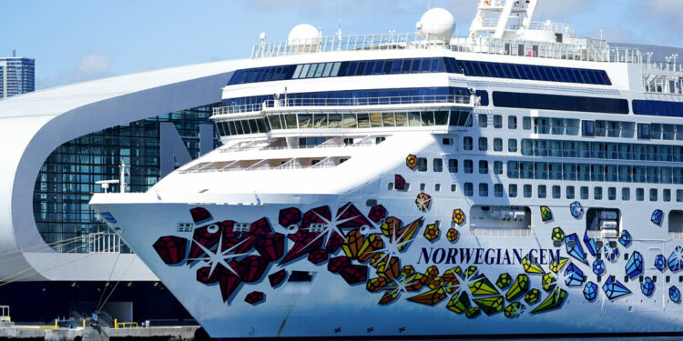 Extienden normas de salud a cruceros por pandemia