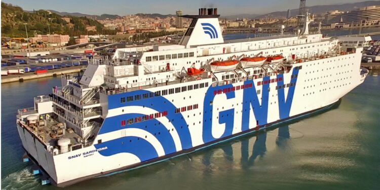 GNV abre reservas de billetes para el verano de 2022