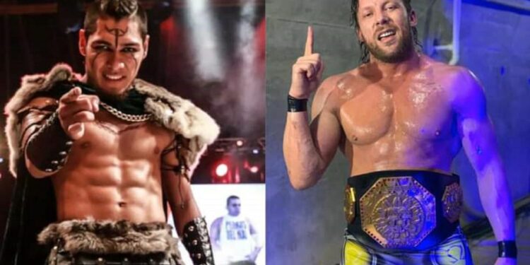 Hijo del Vikingo y Kenny Omega posan después de una lucha con Triple A