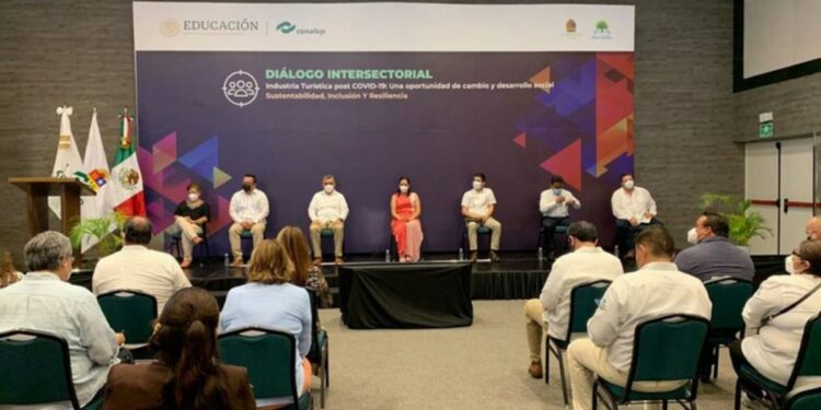 Incorpora Conalep nuevas carreras en el sector de turismo