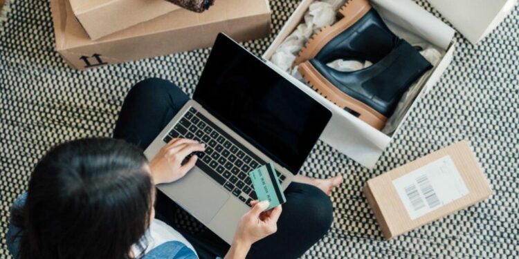 Informe revela un mayor presupuesto familiar para viajes, experiencias y compras en temporada de fiestas, a comparación del 2020 – Mundodehoy.com