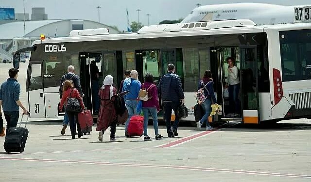 Israel planea ley para recopilar datos personales de todos los pasajeros de aerolíneas