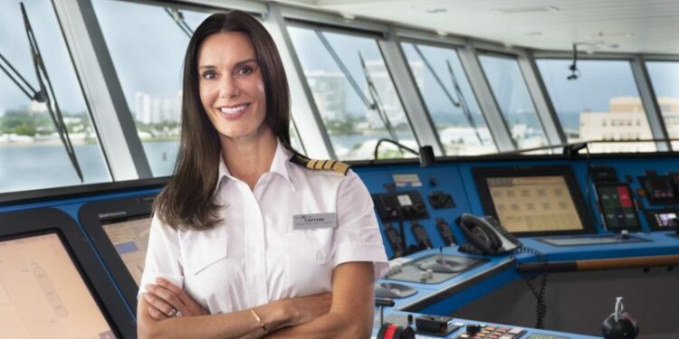 Kate McCue tomará el mando del crucero más nuevo de Celebrity Cruises