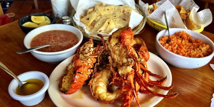 La Casa de la Langosta” es conocido por ofrecer la mejor experiencia del platillo Langosta Estilo Puerto Nuevo