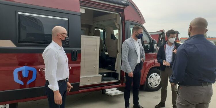 La Xunta apoyó a 16 agencias de viajes del área de Santiago con más de 48.000 euros