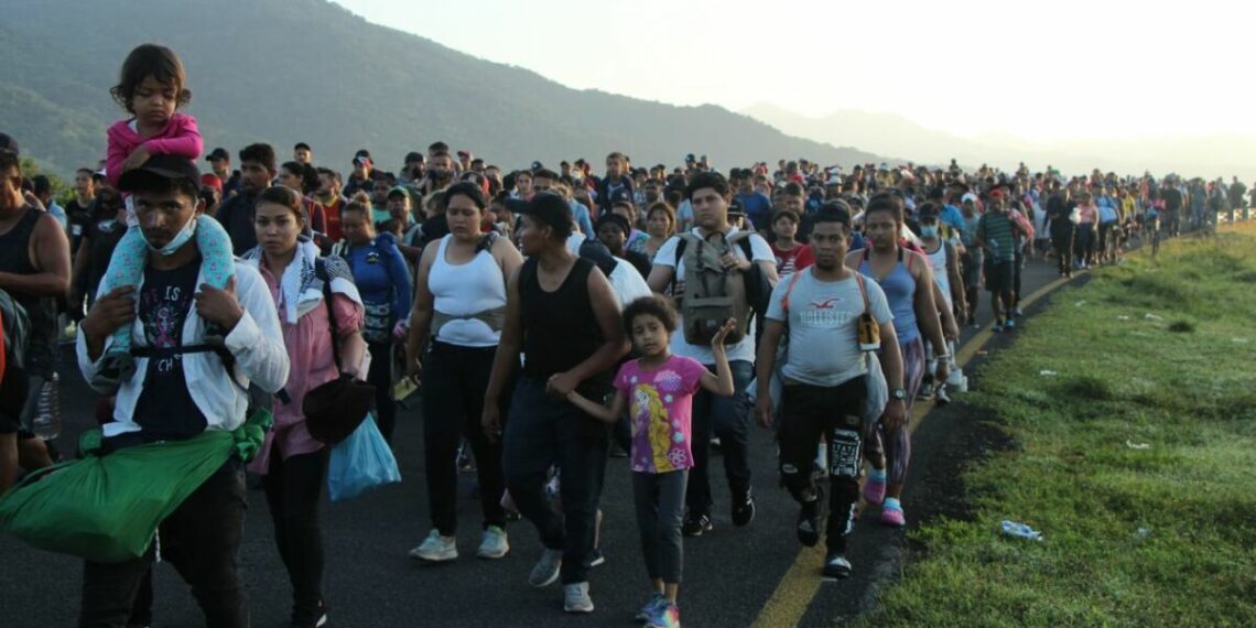 La caravana migrante cumple cinco días de avance