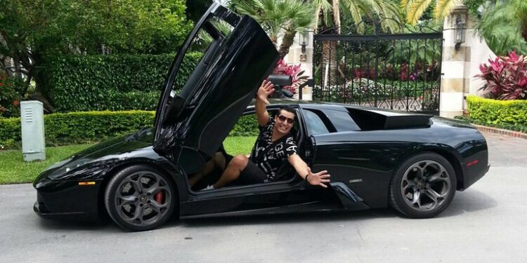 GASTON RUSSO 1