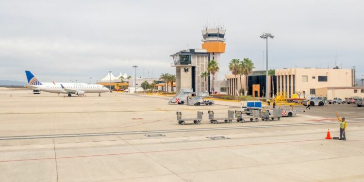 Los aeropuertos de Cozumel y Los Cabos son los que más crecen en pasajeros