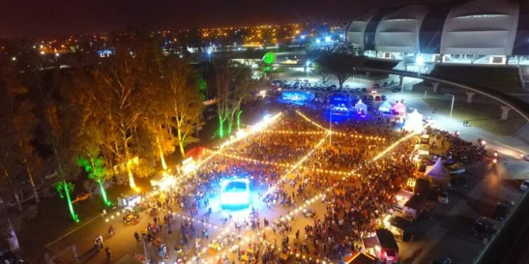 Los responsables de los Foods Trucks destacaron el apoyo de la Municipalidad | Nuevo Diario Web