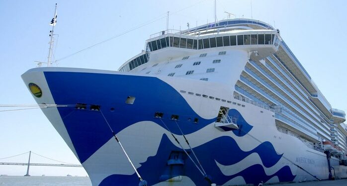 Majestic Princess realiza escala inaugural en San Francisco tras pausa pandémica