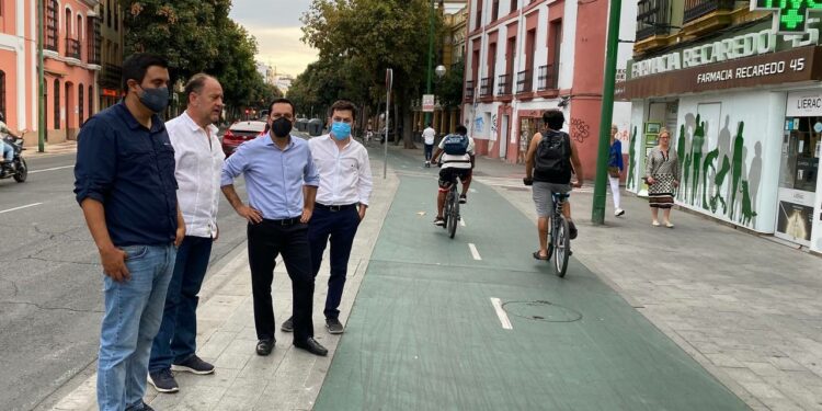 Mauricio Vila Dosal conoce en Sevilla infraestructura ciclista, ejemplo a nivel mundial