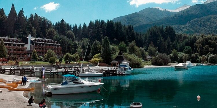 Neuquén generó ingresos por $15 mil millones por turismo desde diciembre de 2020