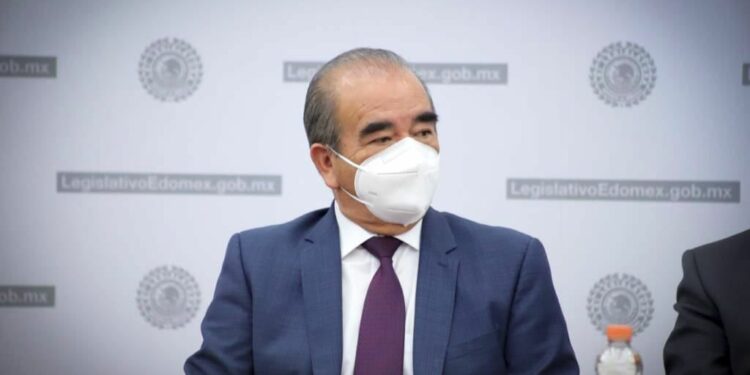 No habrá viajes ni autos nuevos para diputados mexiquenses por austeridad: Maurilio Hdz.