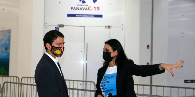 Panamá amplia edad de vacunación para turistas internacionales a partir de los 18 años - Spanish Version