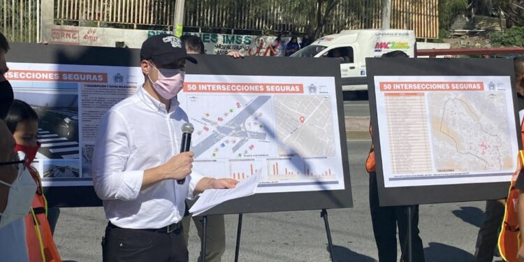 Planea Monterrey hacer más seguros los cruceros de la ciudad