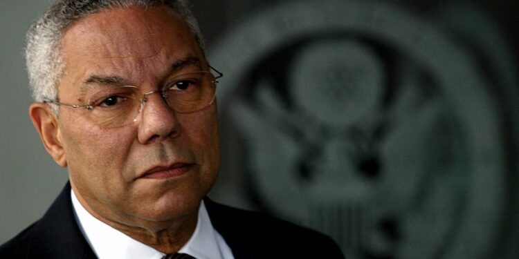 Por complicaciones de COVID, muere Colin Powell, exsecretario de Estado de EU
