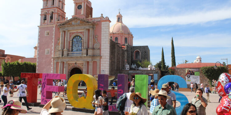 Preparan reactivación turística en Tequisquiapan luego de las inundaciones