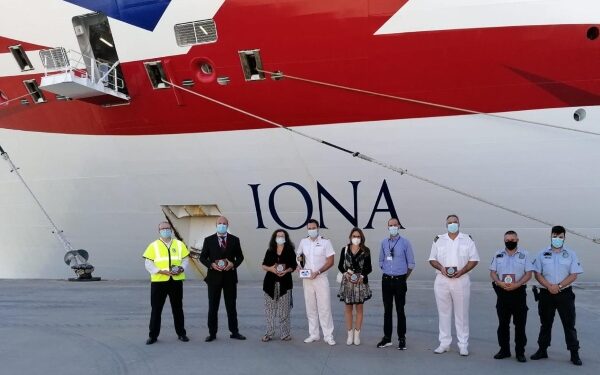 Puerto de Lisboa celebra llegada de crucero ecológico británico