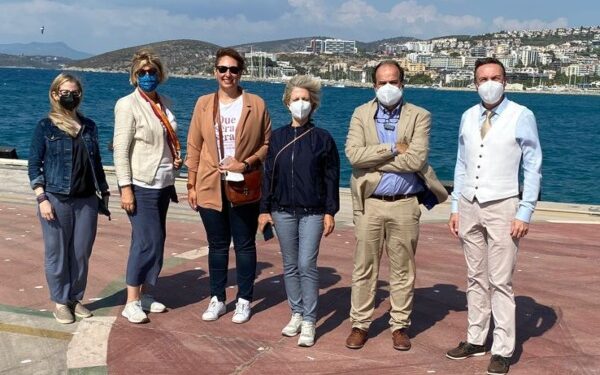 Puertos de Grecia permiten ahora recibir cruceros desde Turquía