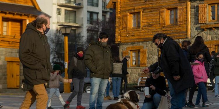 Qué establecen las nuevas medidas sobre los viajes grupales | ANB :: Agencia de Noticias Bariloche