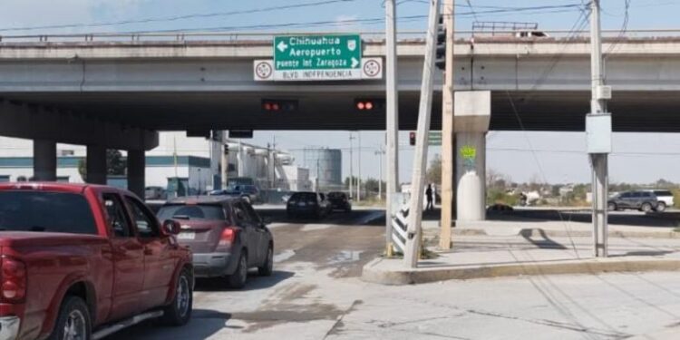 Quitan a ambulantes de cruceros