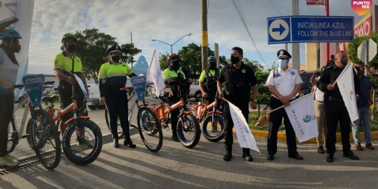 Recorrerán Mazatlán en bicicleta para ayudarte si lo necesitas