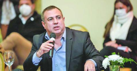 Reeligieron a Figueroa como presidente de la Cámara de Turismo
