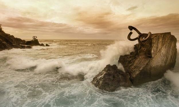 El Peine del Viento, uno de los puntos más visitados en San Sebastián./