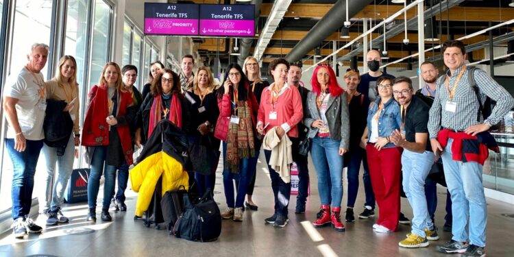 Tenerife recibe a una delegación de agentes de viaje y periodistas de Hungría para promocionar el destino
