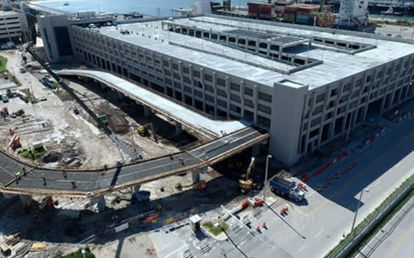 Terminal de Princess Cruises en Port Everglades suma pasarelas impulsadas por energía solar