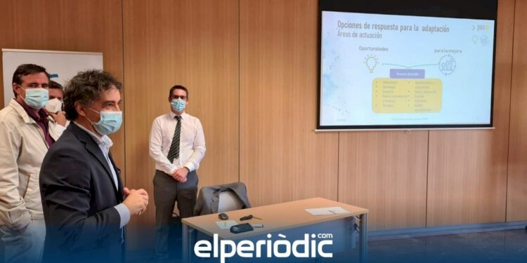 Turisme Comunitat Valenciana organiza tres talleres prácticos para adaptar los destinos turísticos al cambio climático