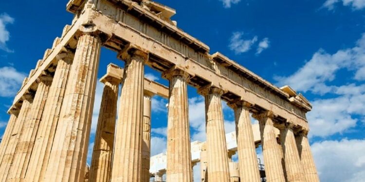 Turismo en Grecia va en aumento, pero sigue afectado por la pandemia