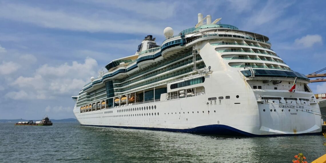 Un nuevo crucero arribó a Cartagen