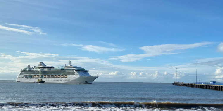 (VIDEO) Regreso de un crucero a Puntarenas reaviva esperanzas de reactivar la provincia