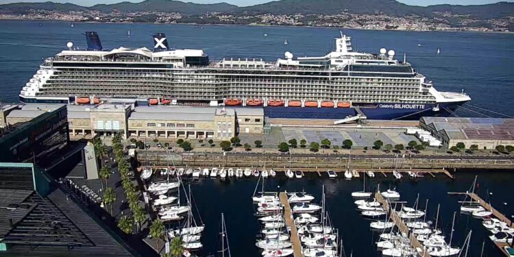 Vigo recibe a más de 12.000 visitantes desde que se reanudó el tráfico de cruceros