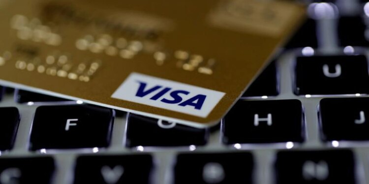 Visa supera las estimaciones de ganancias por viajes y auge del gasto online