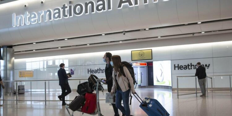 Covid-19, ministerio de la Unión, turistas extranjeros, viajar a india, viajar a india en vuelos fletados, extranjeros con visa de turista, restricción de covid, turismo en india