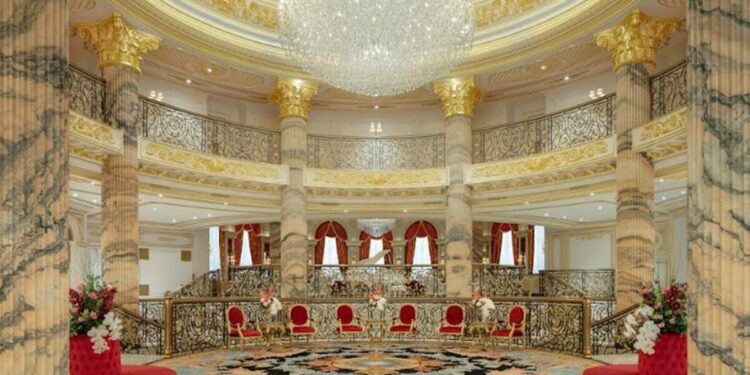 Raffles The Palm Dubai - Gran vestíbulo