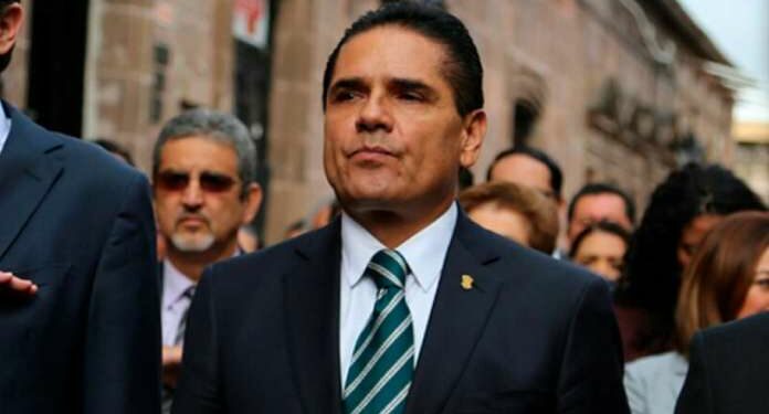 Silvano Aureoles intentó ocultar el destino de sus numerosos y “misteriosos” viajes a Estados Unidos a cargo del Gobierno de Michoacán.