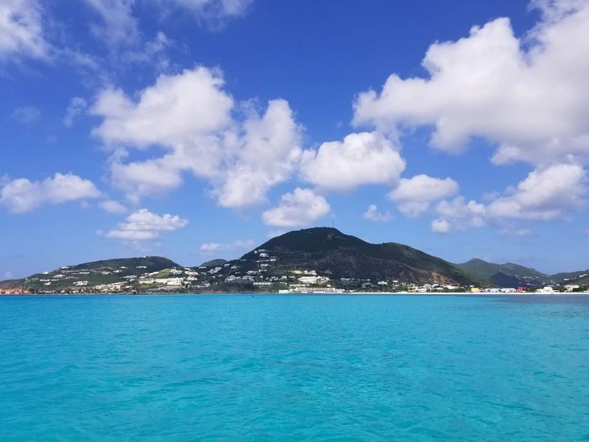 Paisaje a la llega a Philipsburg, en St. Maarten, a bordo del Explorer of the Seas.