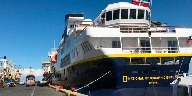 Desde Muelle Arturo Prat de Punta Arenas zarpó segundo crucero de la temporada – El Magallánico