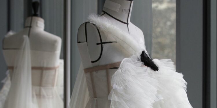El delicado 'savoir faire' de Dior en su colección Crucero 2022