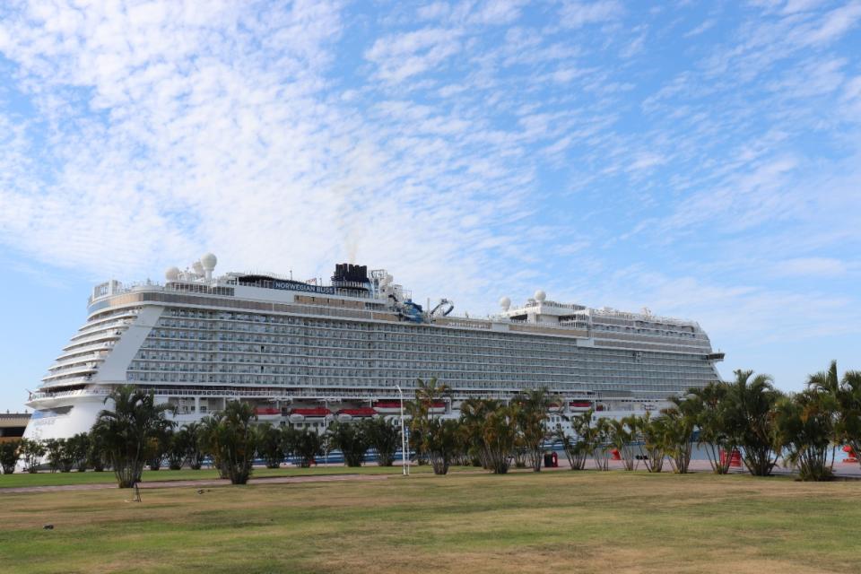 Llegan dos nuevos cruceros a Vallarta