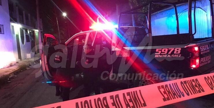Balean a sujeto en un parque cerca de la zona del “Crucero” de Cancún