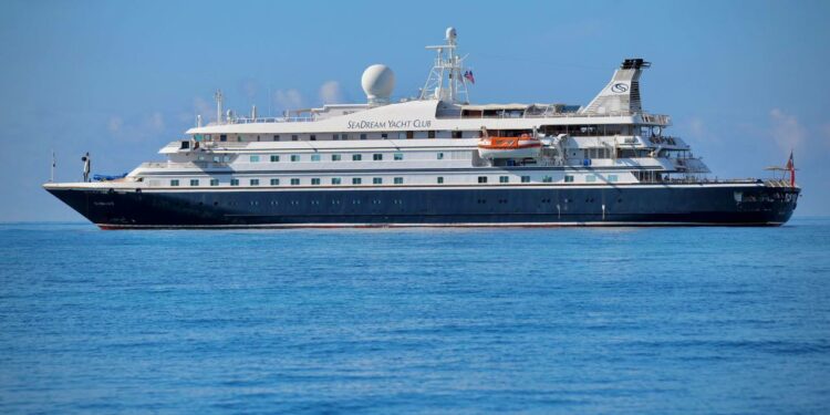 Llegan más cruceros - Sin Comillas