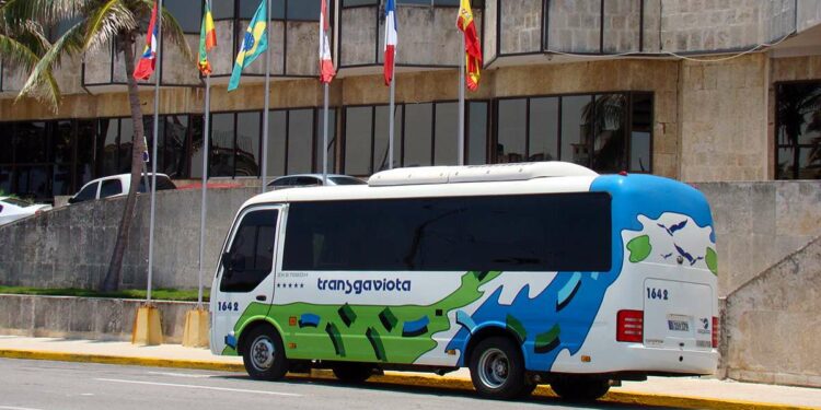 Agencias turísticas de EE.UU. frustradas por vigencia de sanciones que dificultan viajes de estadounidenses a Cuba