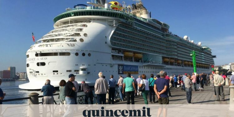 Así son los cruceristas que visitan el Puerto de A Coruña