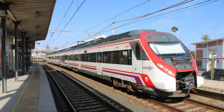 Black Friday en Renfe: ¿cuáles son las ofertas del AVE y Larga Distancia y qué destinos tienen
